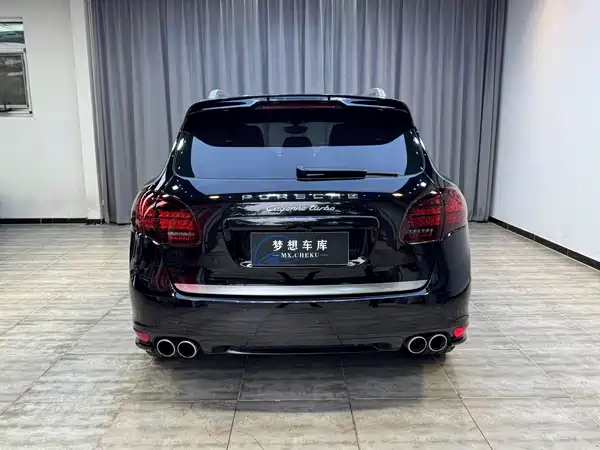 Porsche Cayenne 2011