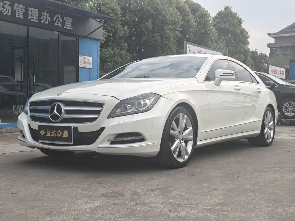 Mercedes-Benz CLS 2013 — фото 1