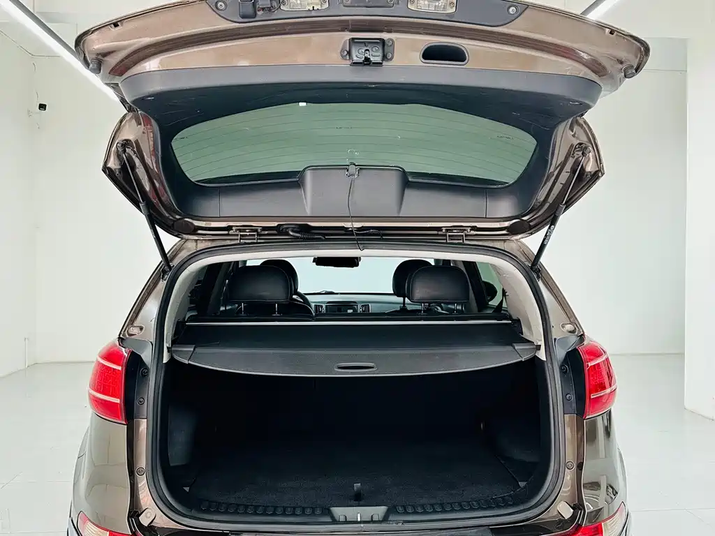 Kia Sportage 2011 — фото 19