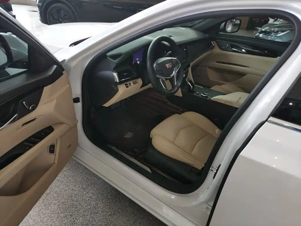 Cadillac CT6 2020 — фото 16