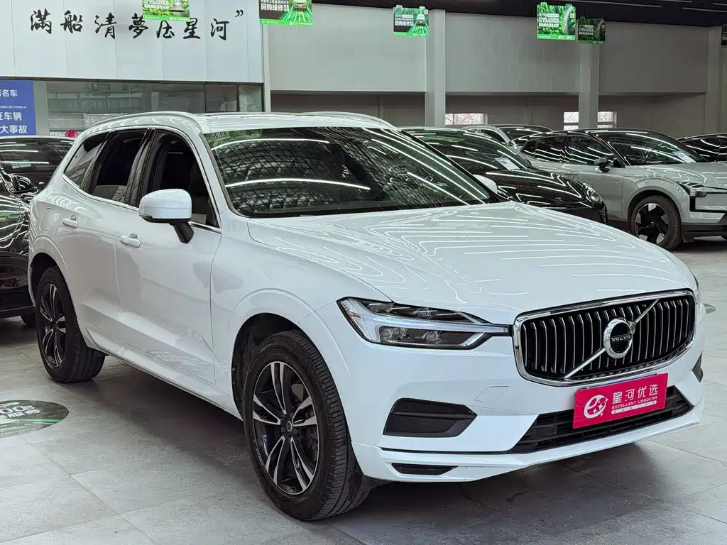 Volvo XC60 2019 — фото 3