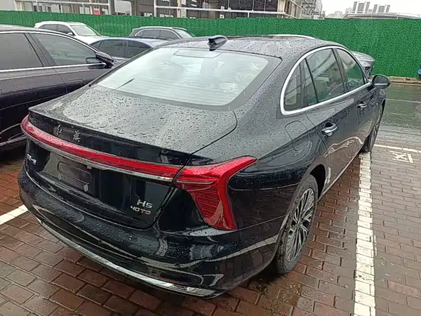 Hongqi H5 2026