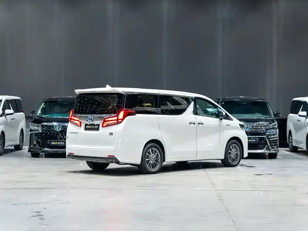 Toyota Alphard 2021