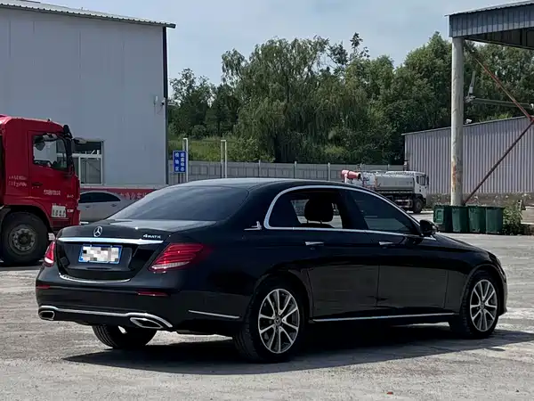 Mercedes-Benz E-Class 2017