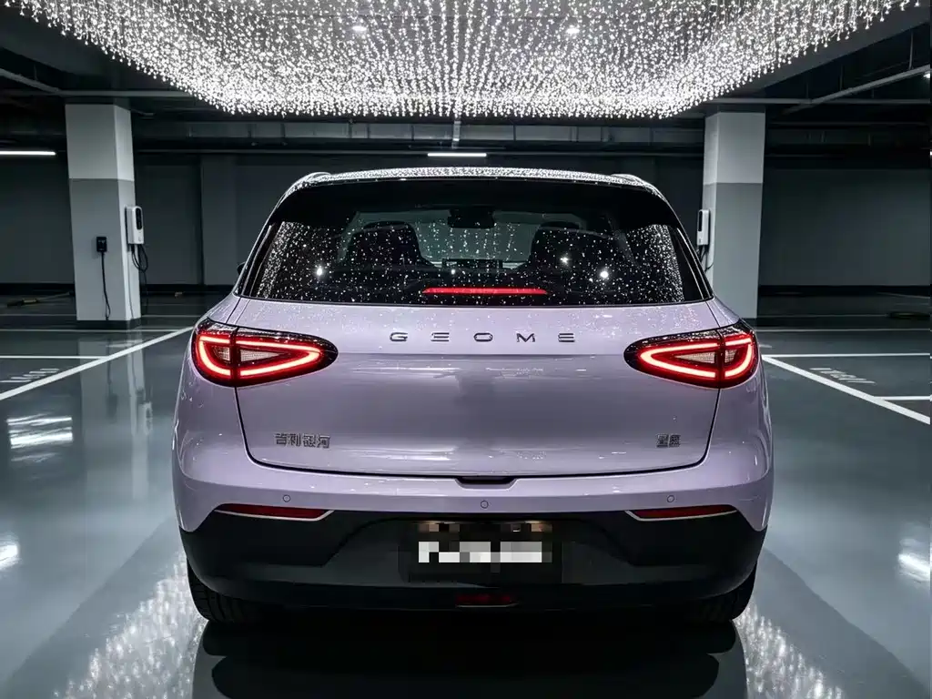 Geely Galaxy Starwish 2025 — фото 8