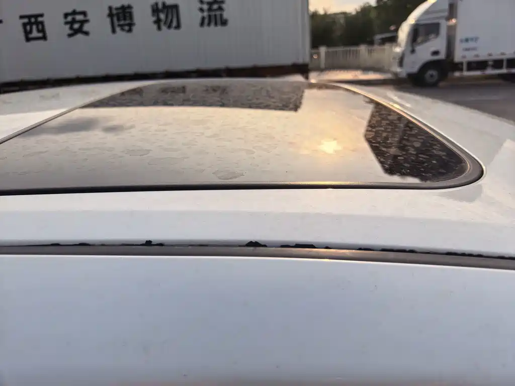Toyota Camry 2015 — фото 15