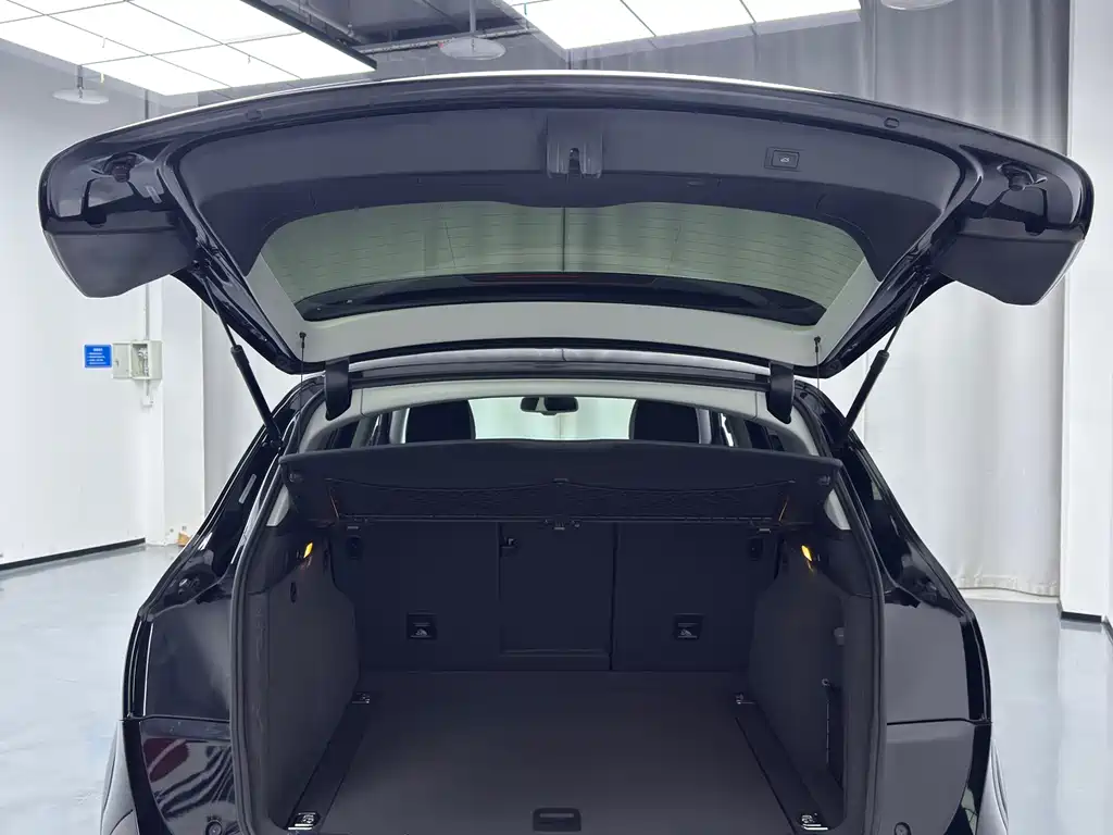 Audi Q5 2018 — фото 9