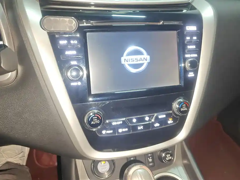 Nissan Murano 2016 — фото 13