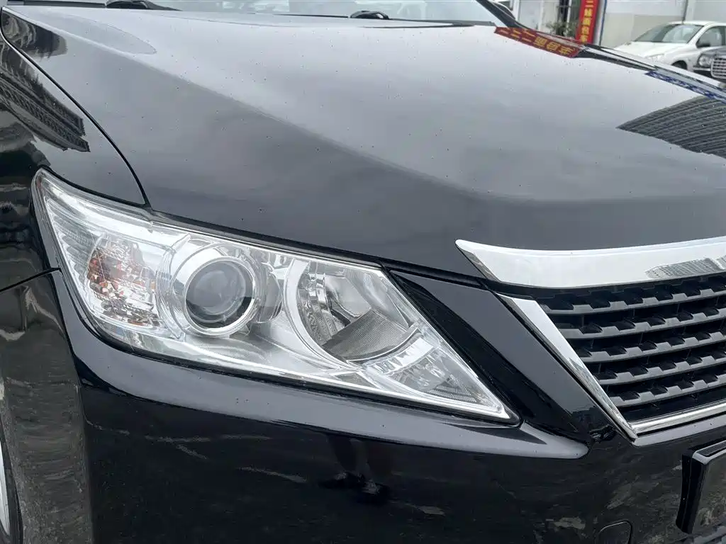 Toyota Camry 2014 — фото 18