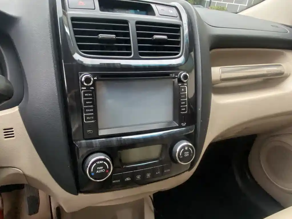 Kia Sportage 2011 — фото 21