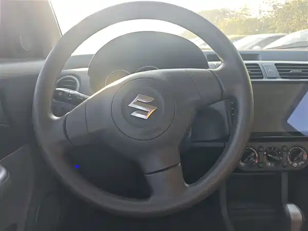 Suzuki Swift 2013