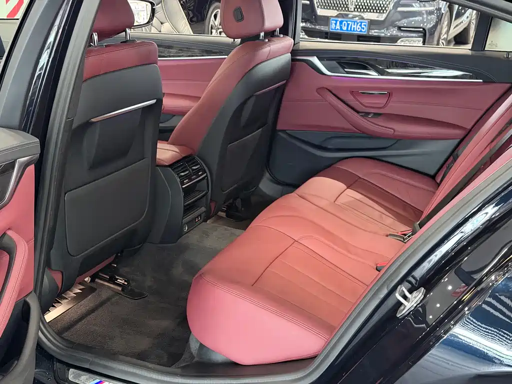 BMW 5 Series 2019