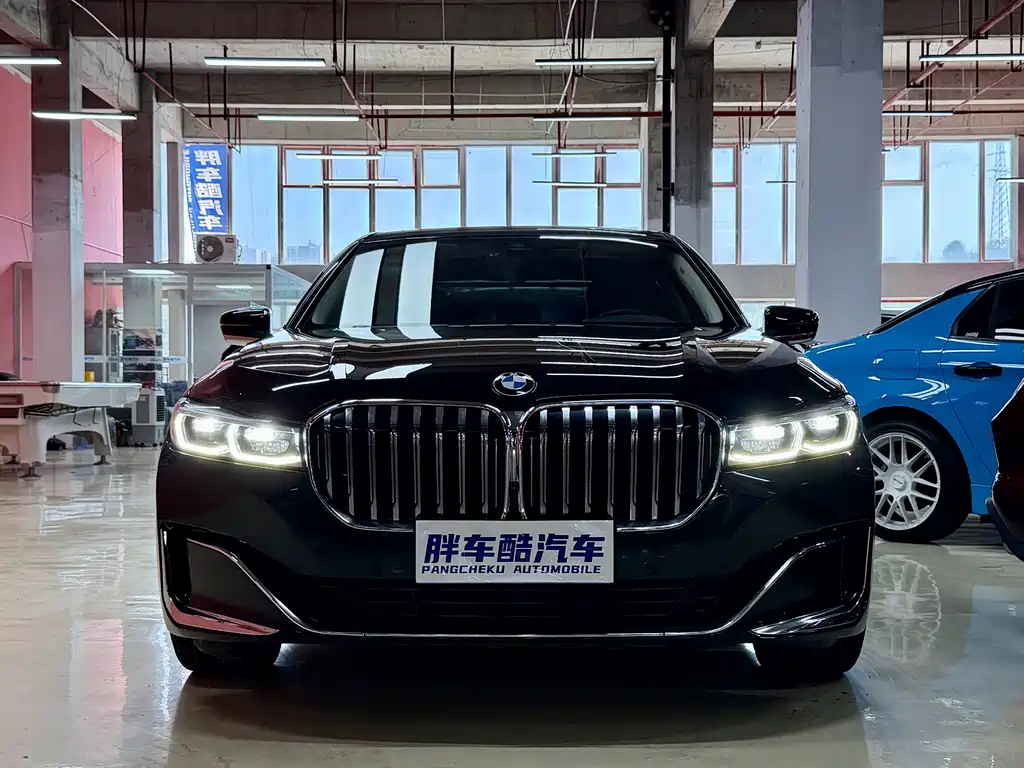 BMW 7 Series 2019 — фото 2