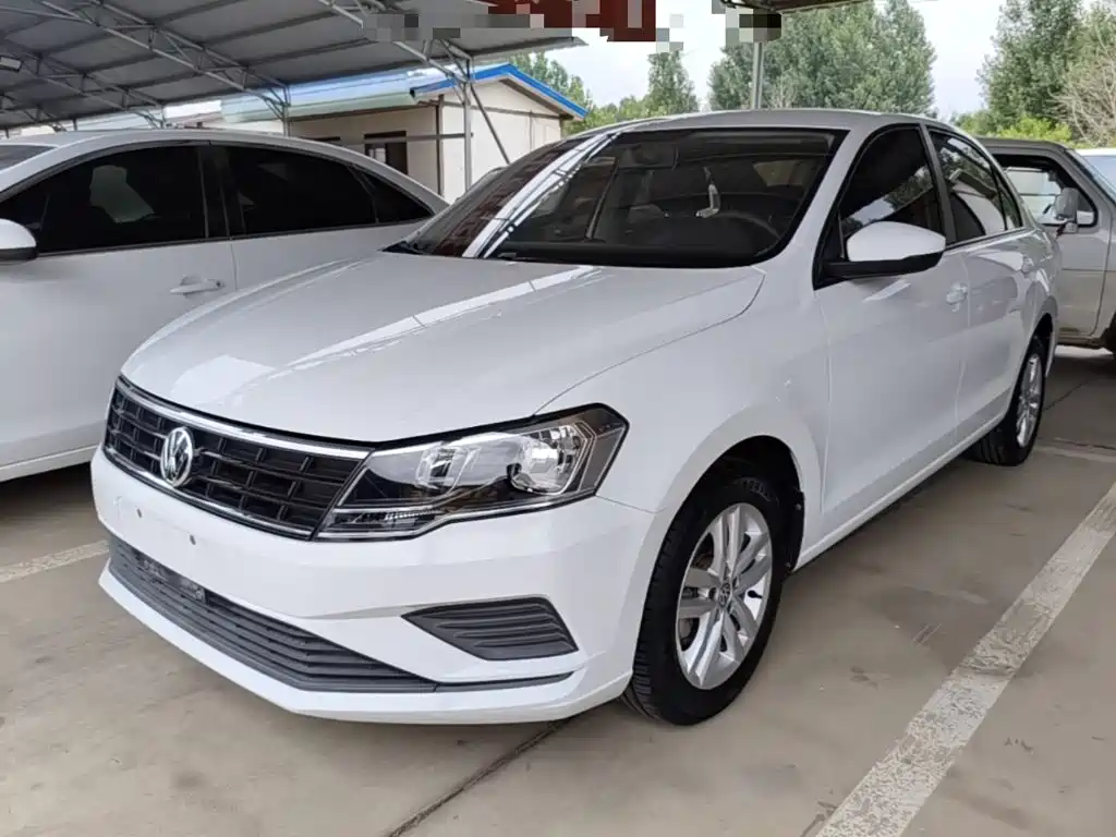 Volkswagen Jetta 2019 — фото 1