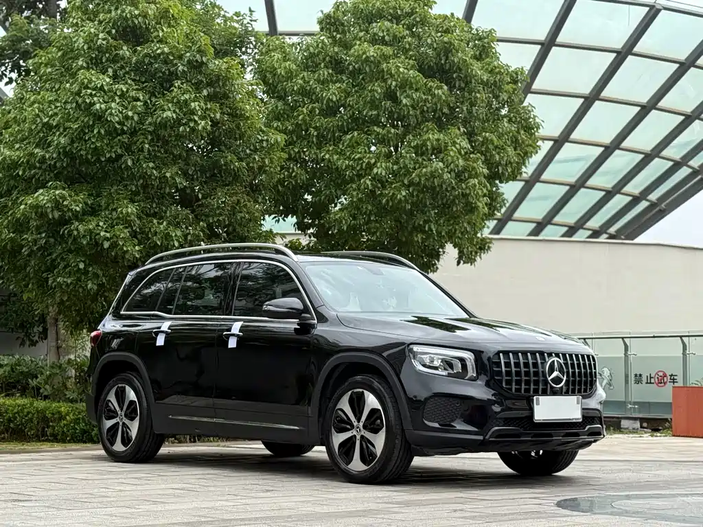 Mercedes-Benz GLB 2021