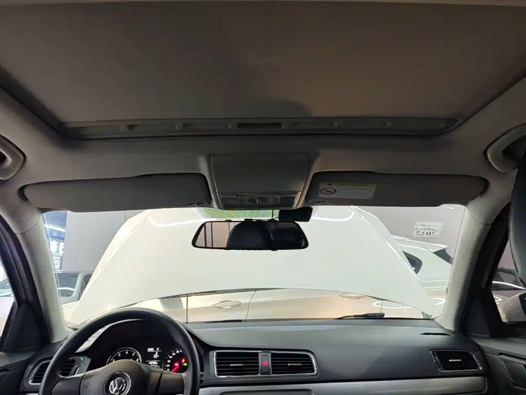 Volkswagen Lavida 2015 — фото 18