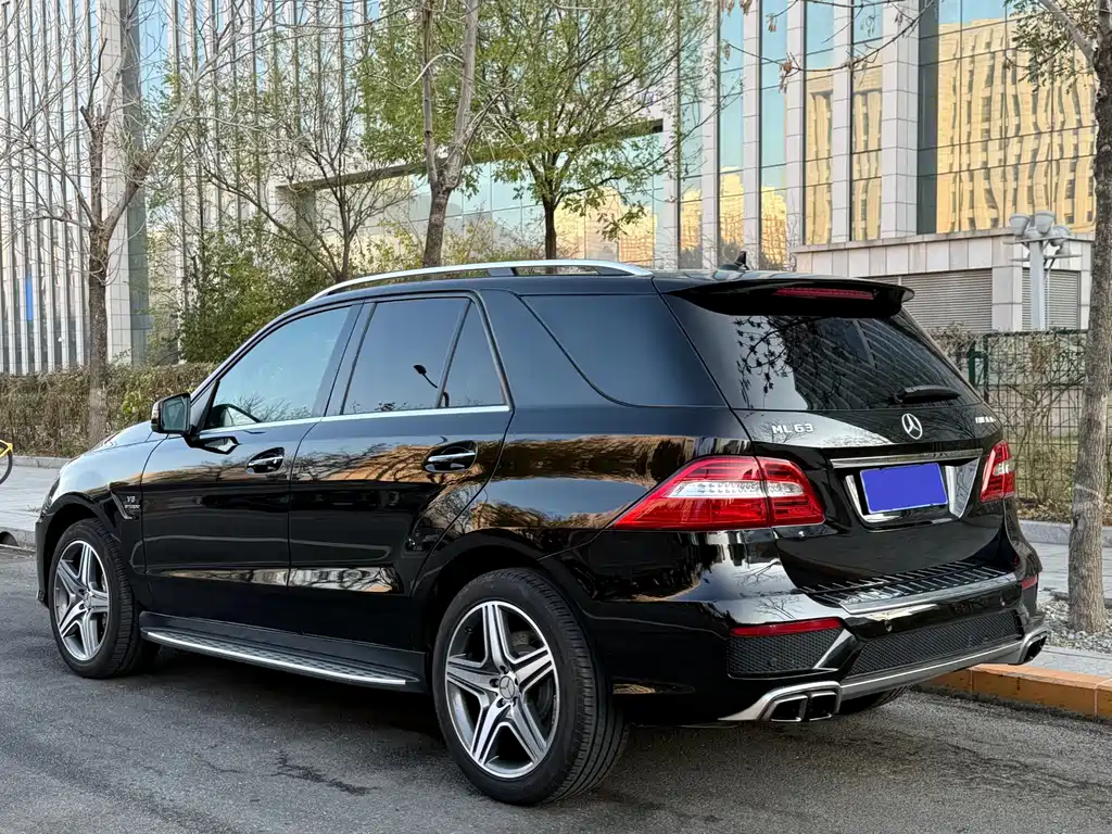 Mercedes-Benz M-Class AMG 2013 — фото 3