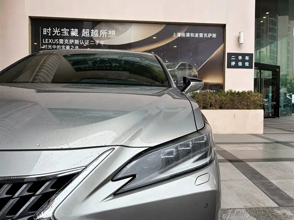 Lexus ES 2022 — фото 5