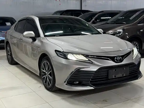 Toyota Camry 2021