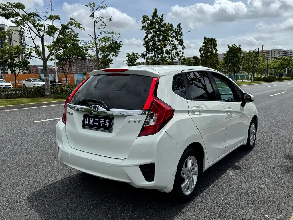 Honda Fit 2016