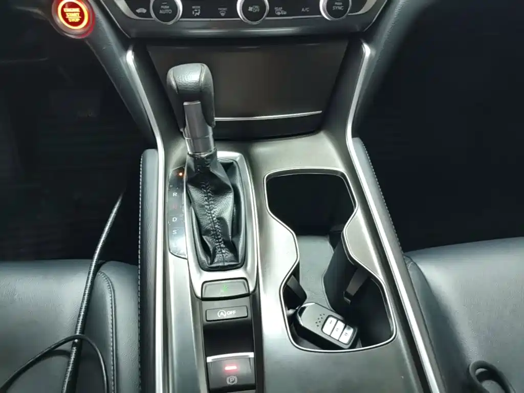 Honda Accord 2021 — фото 14