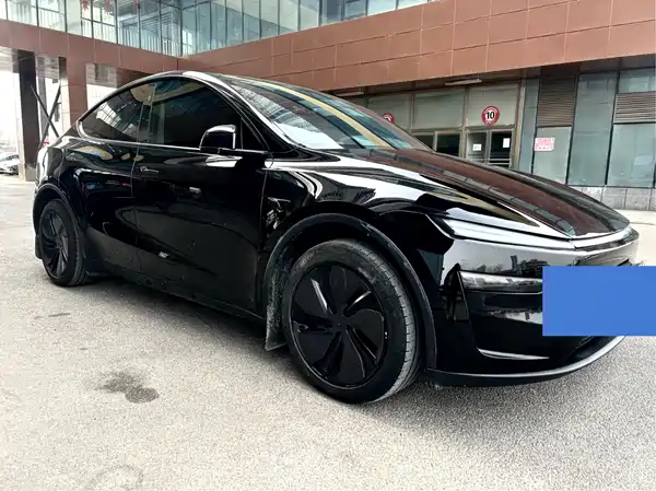 Tesla Model Y 2026