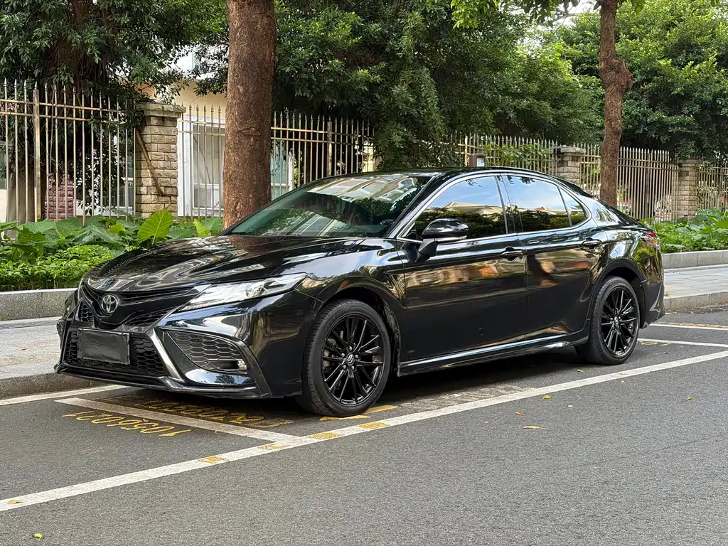 Toyota Camry 2022