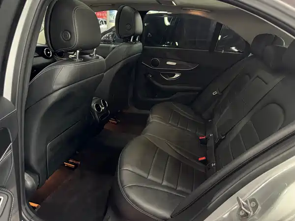 Mercedes-Benz C-Class 2019