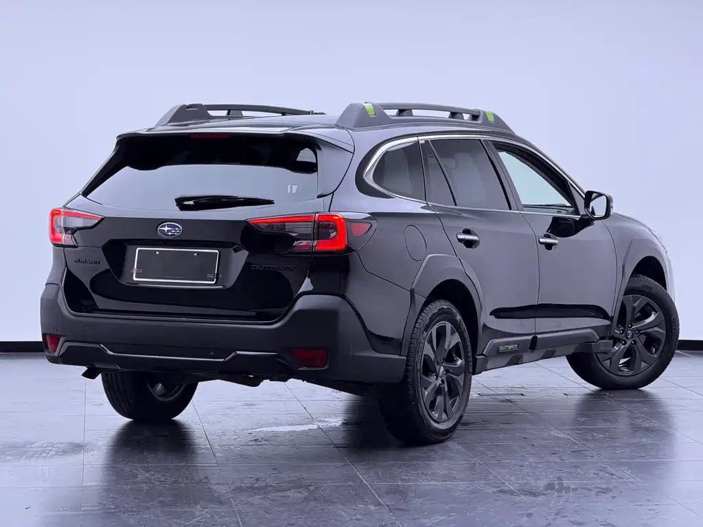 Subaru Outback 2022 — фото 9