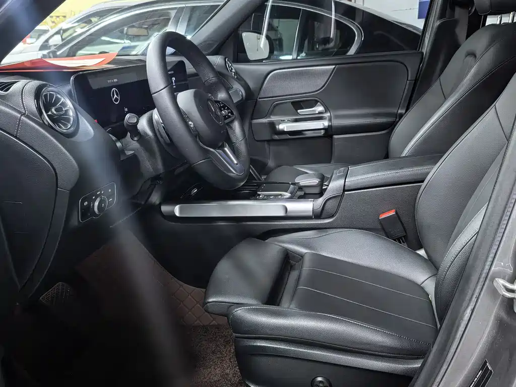 Mercedes-Benz GLB 2020