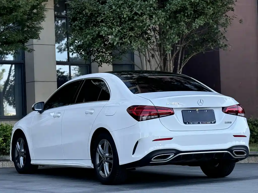 Mercedes-Benz A-Class 2021 — фото 9
