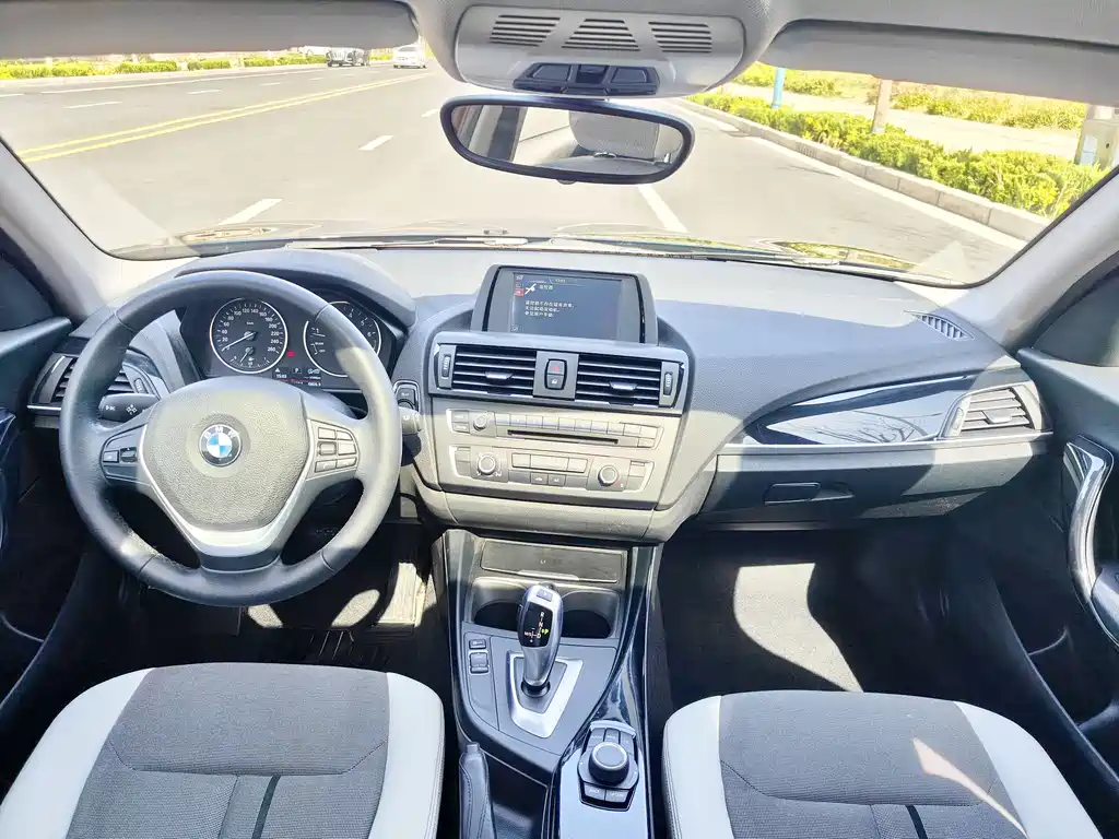 BMW 1 Series 2015 — фото 8