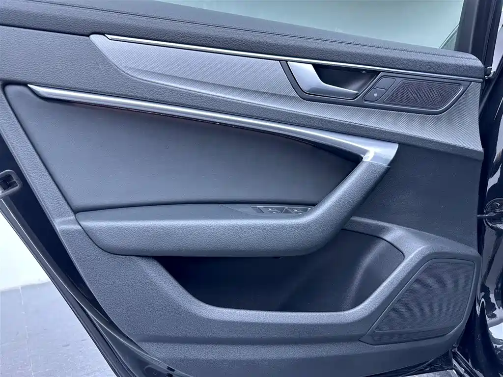 Audi A6L 2022 — фото 10