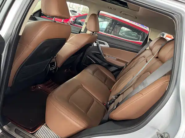 Geely Boyue 2016