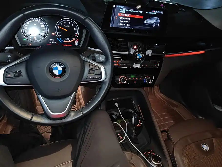 BMW X1 2021 — фото 12