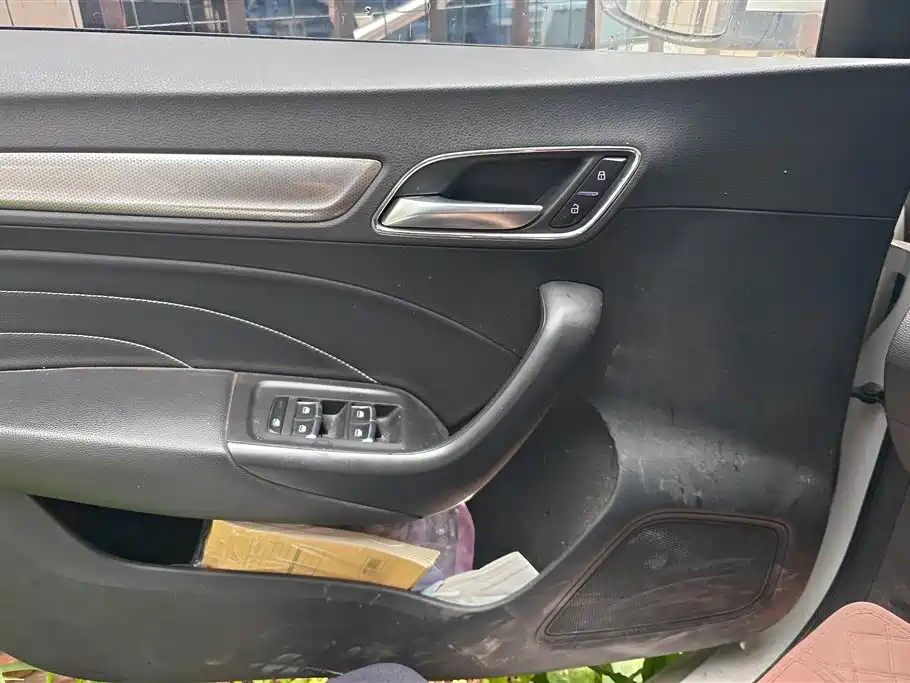 Roewe i6 Classic 2020 — фото 7