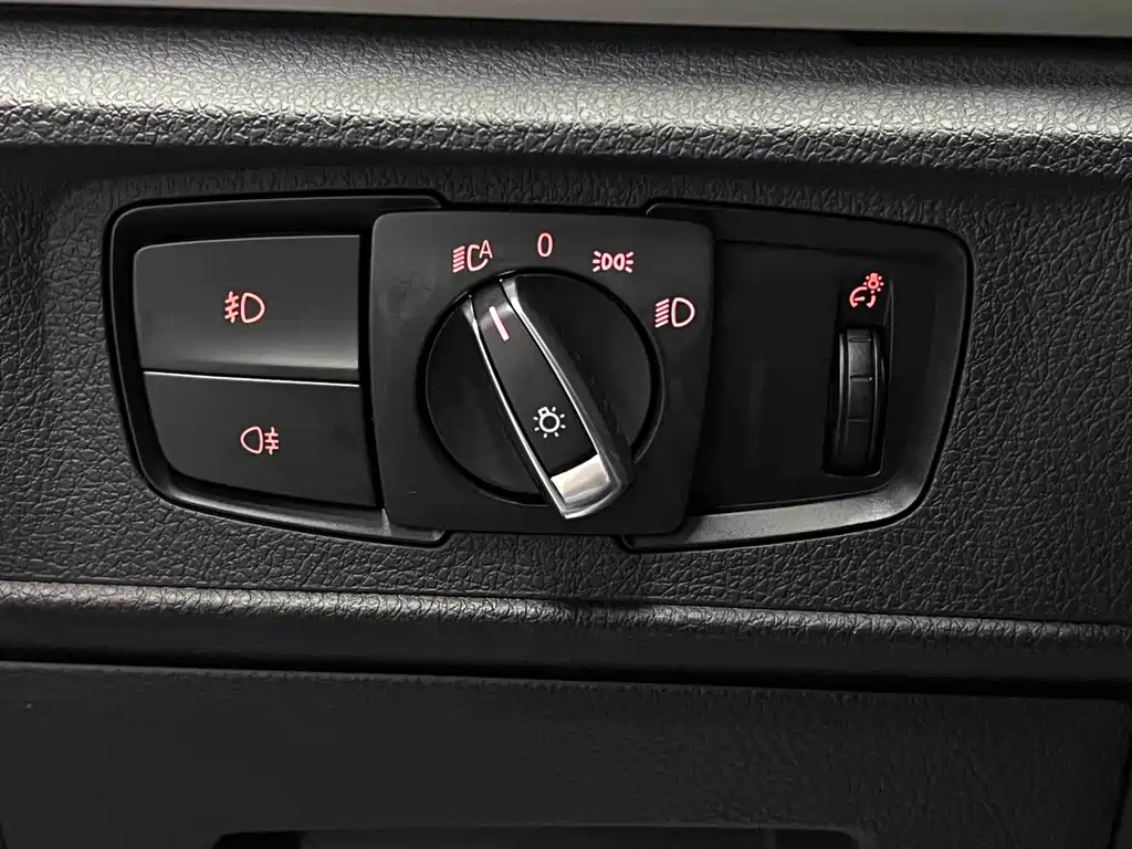 BMW 2 Series 2017 — фото 32