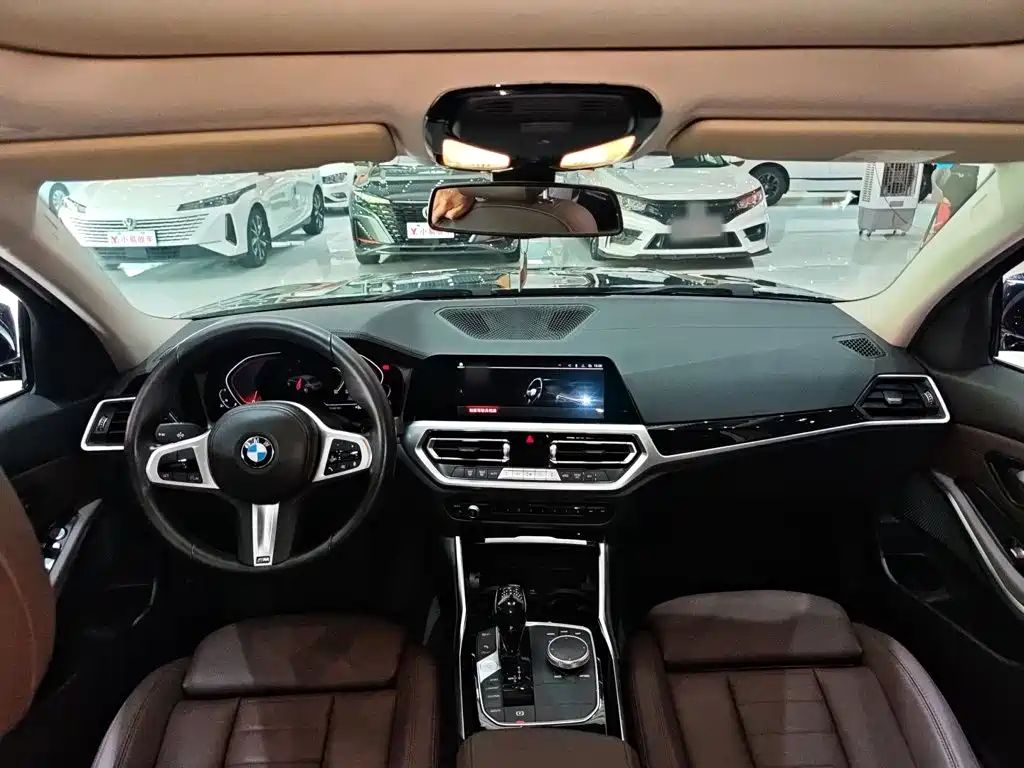 BMW 3 Series 2020 — фото 14