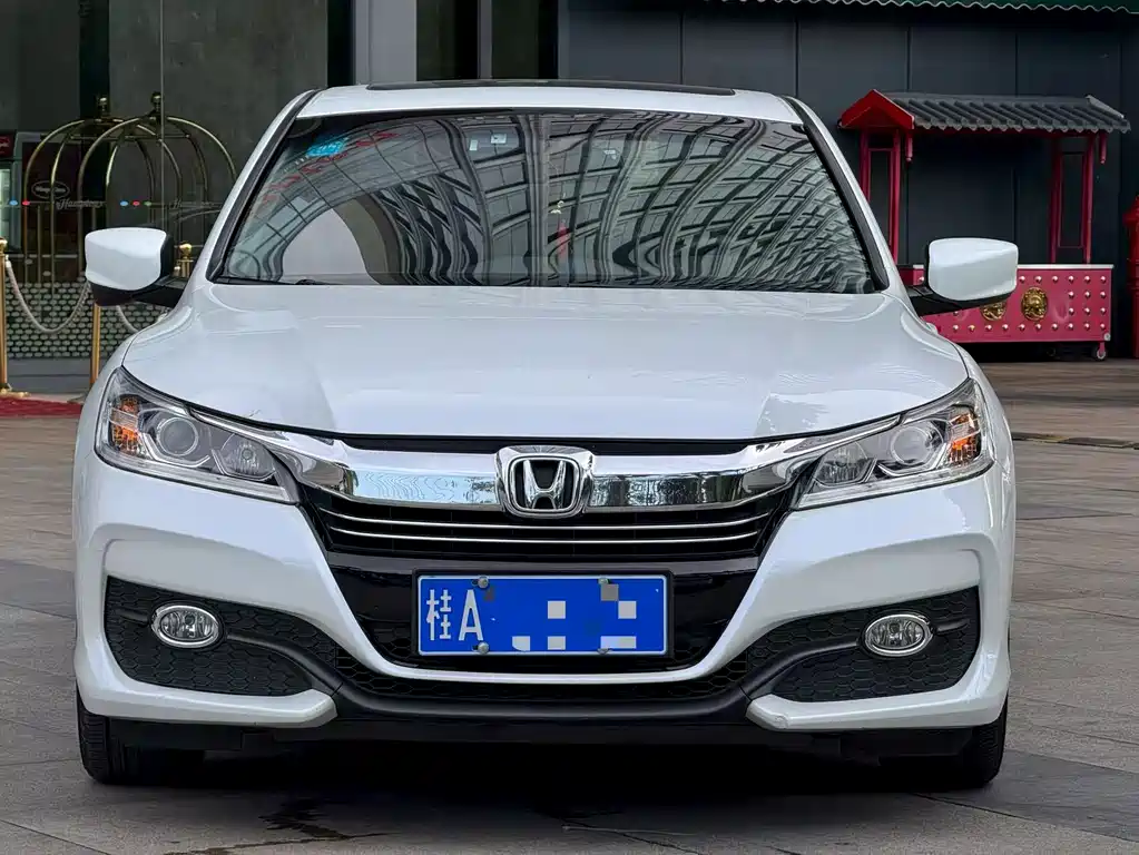 Honda Accord 2016 — фото 2