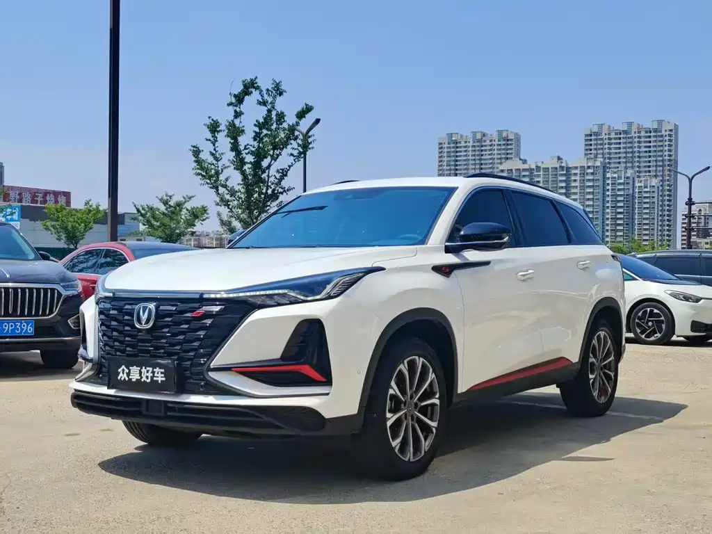 Changan CS75 PLUS 2022 — фото 1