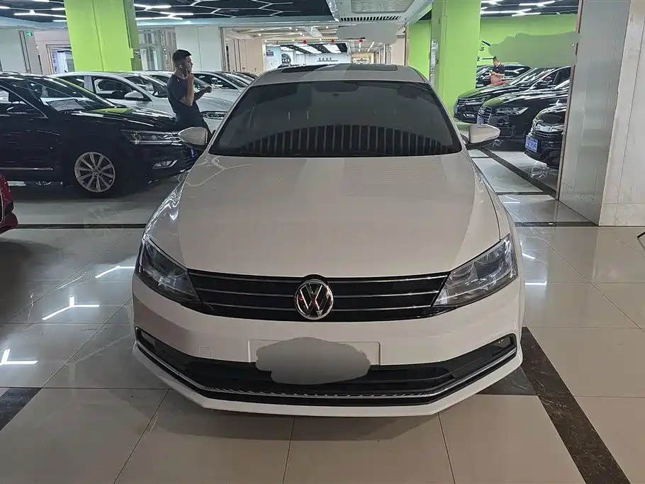 Volkswagen Sagitar 2017 — фото 2