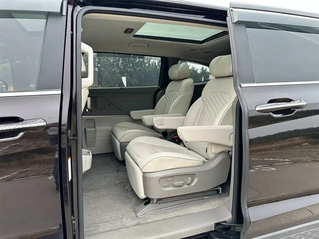 Hyundai Custo 2023 — фото 10