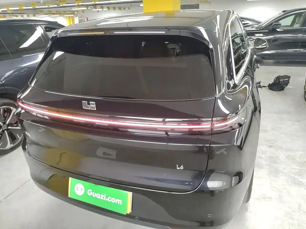Li Auto Li L6 2025