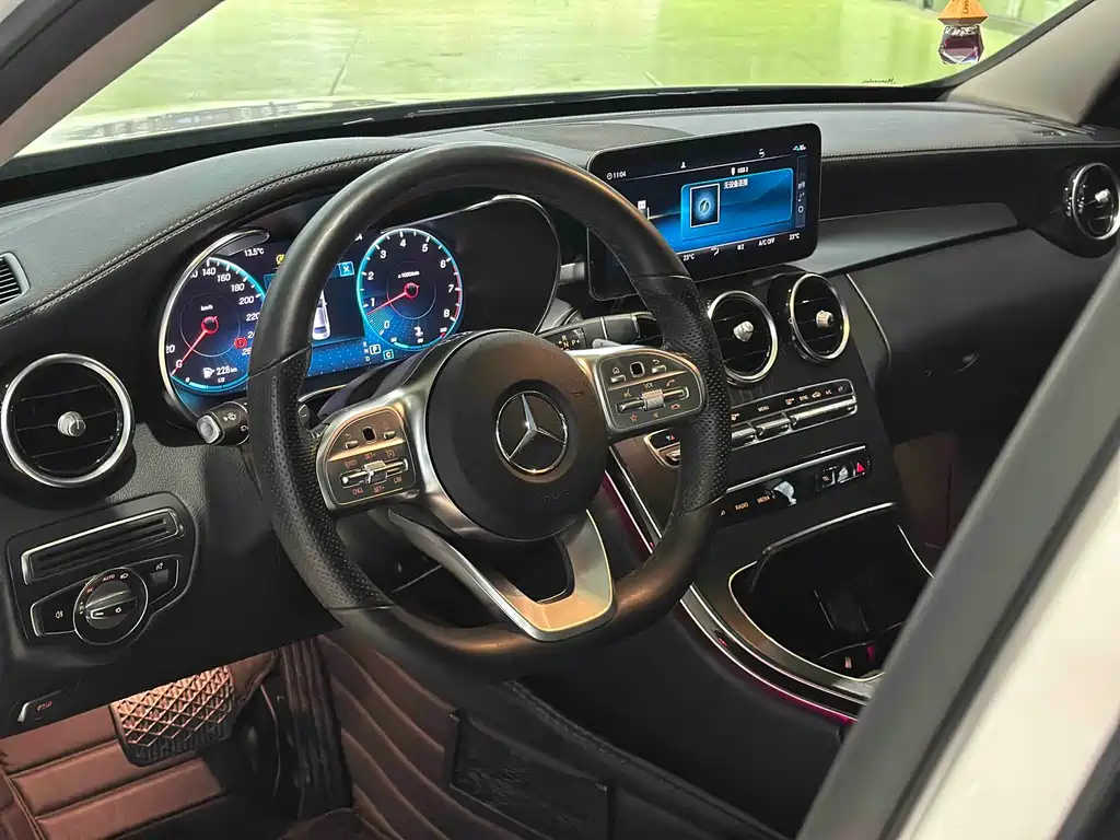 Mercedes-Benz C-Class 2021 — фото 3