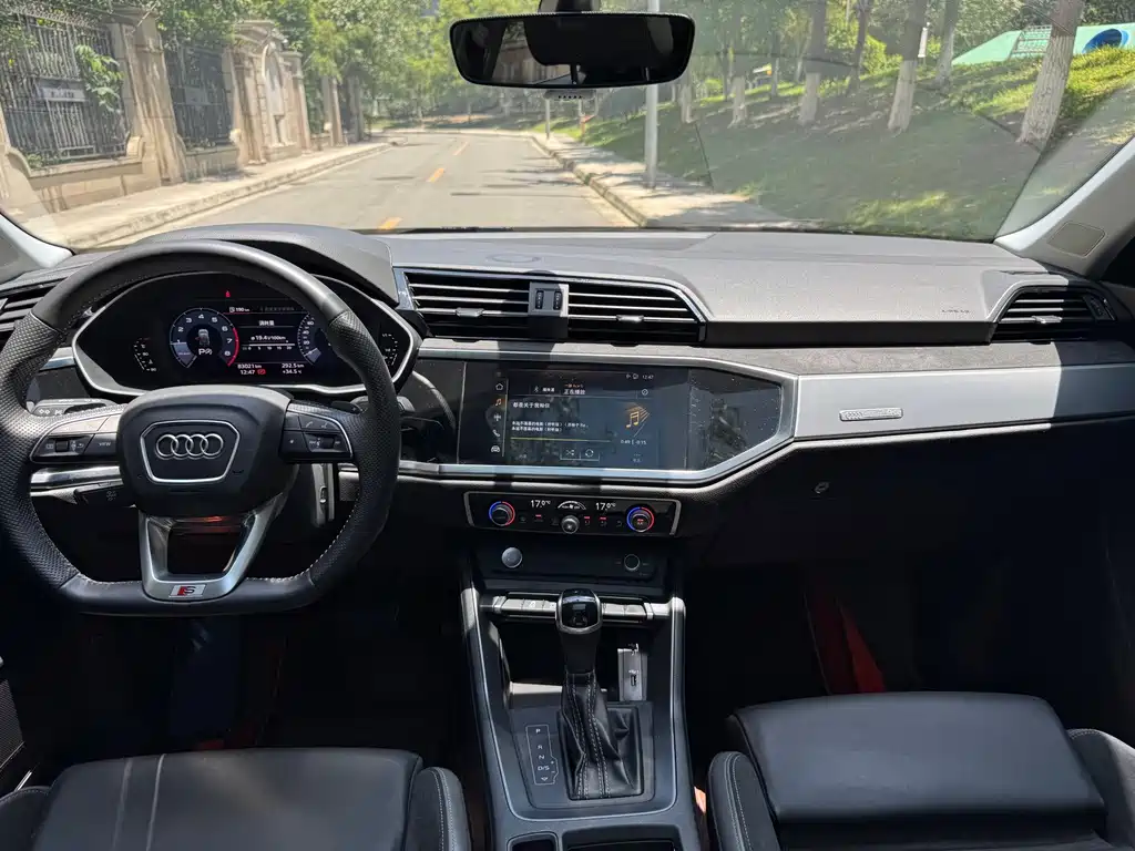 Audi Q3 Sportback 2021 — фото 18
