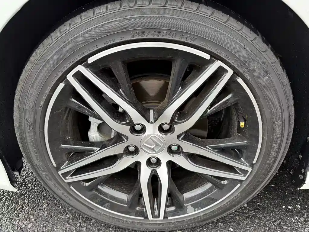 Honda Accord 2022 — фото 13