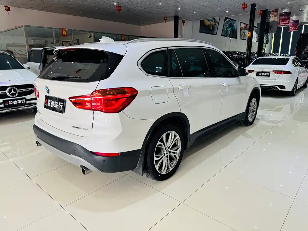 BMW X1 2019 — фото 7