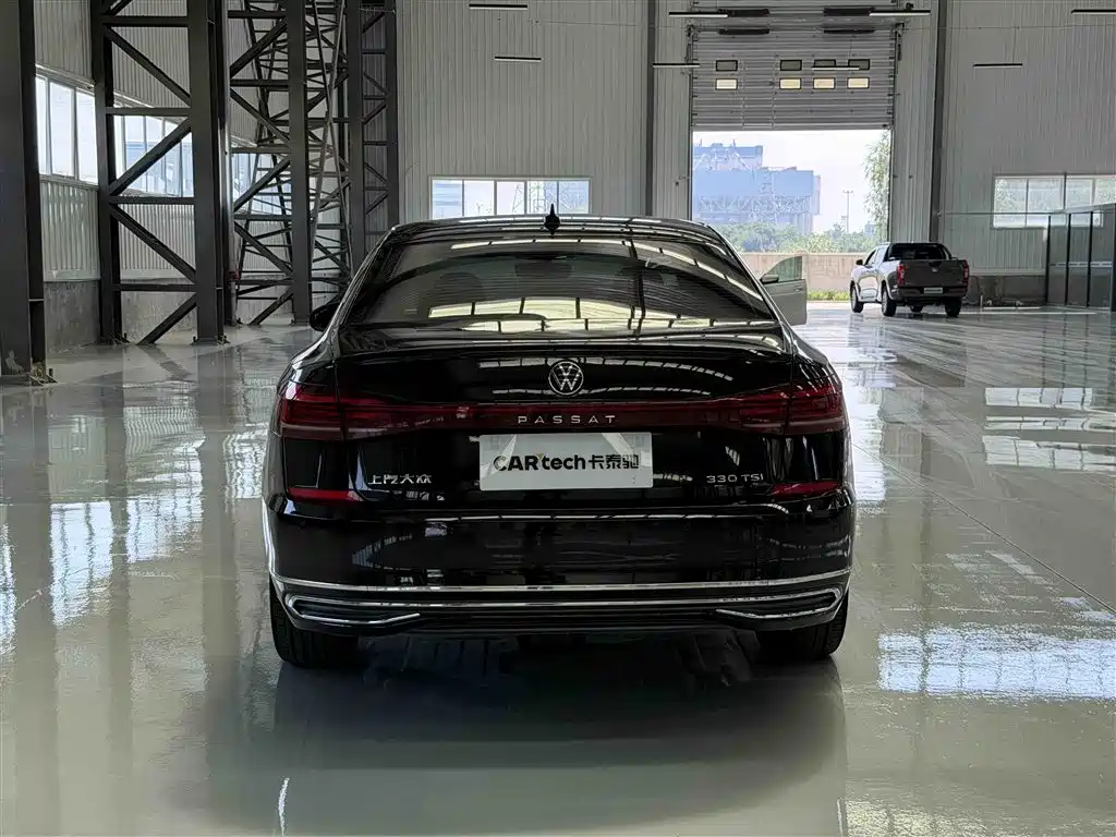 Volkswagen Passat 2022