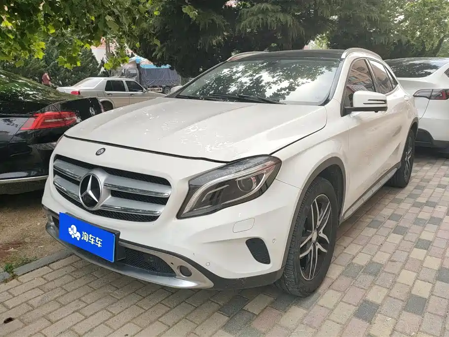 Mercedes-Benz GLA 2016 — фото 1