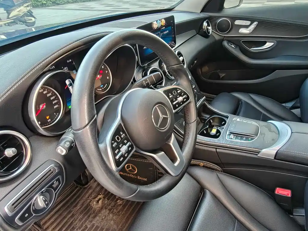 Mercedes-Benz C-Class 2019 — фото 9